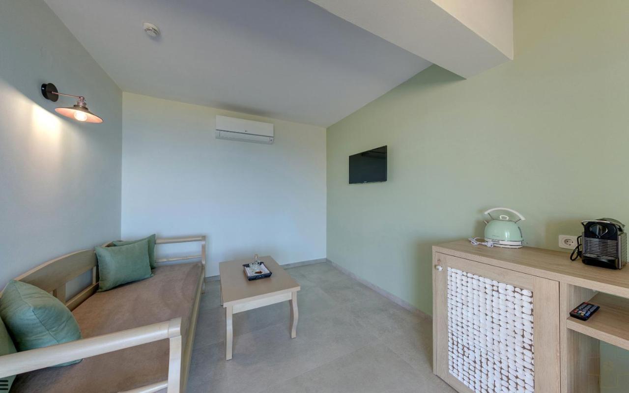 Spiros-Soula Thematic Suites Agia Pelagia Exteriér fotografie