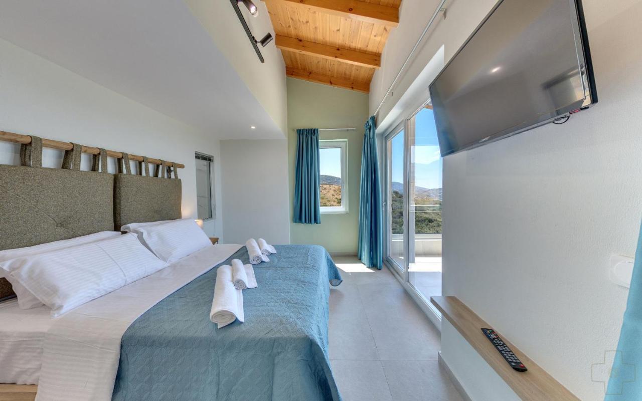 Spiros-Soula Thematic Suites Agia Pelagia Exteriér fotografie